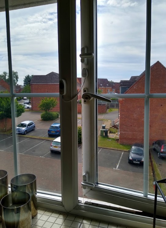 Window restrictor with sash jammers