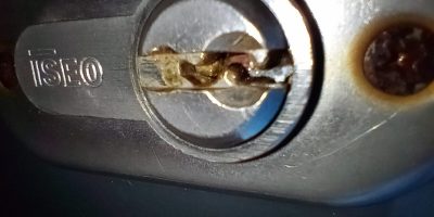 Broken key in commercial buildign lock