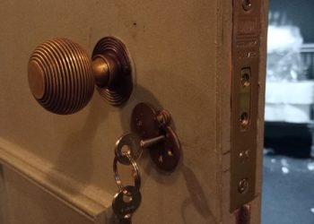 My door wont close
