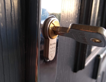CraftLock – Ultion key in door Ultion key in door