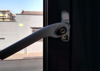 broken window handle