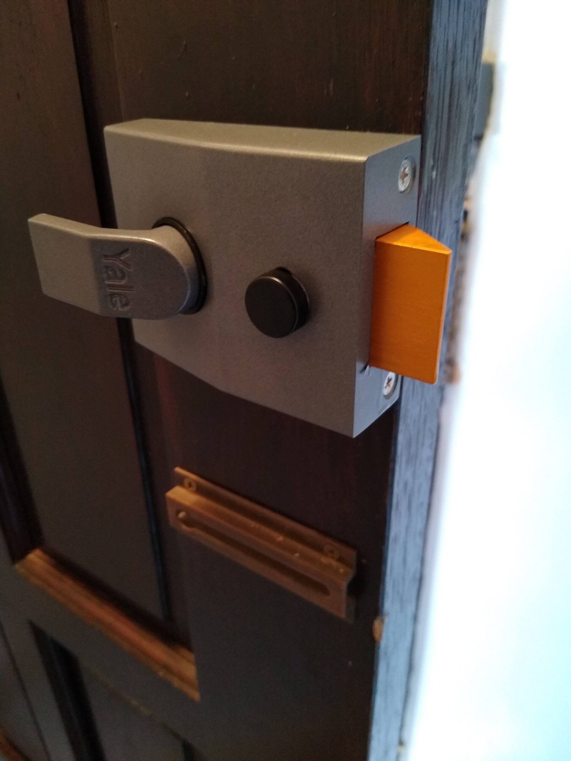 Yale lock installation
